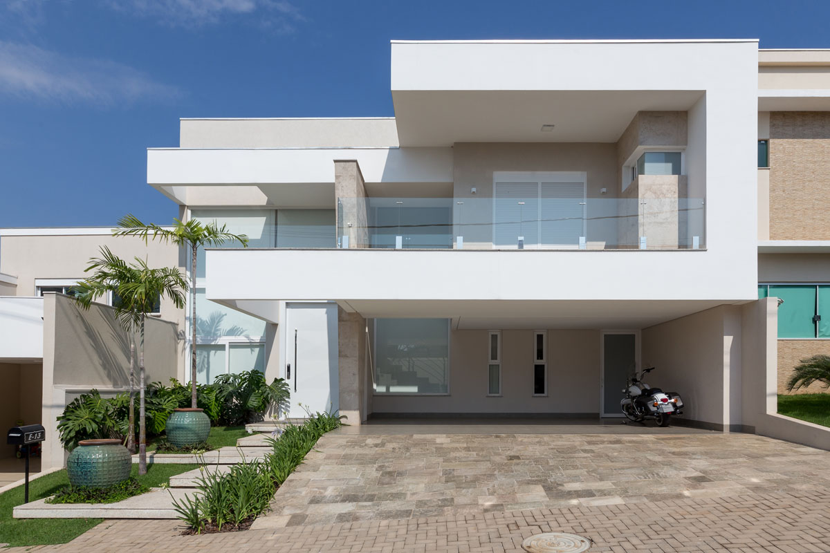 Casa de alto padrão — arquitetura residencial contemporânea